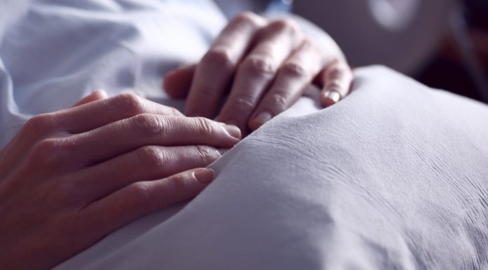 Näistä rikoksista neljää hoivatyöntekijää epäillään Turussa